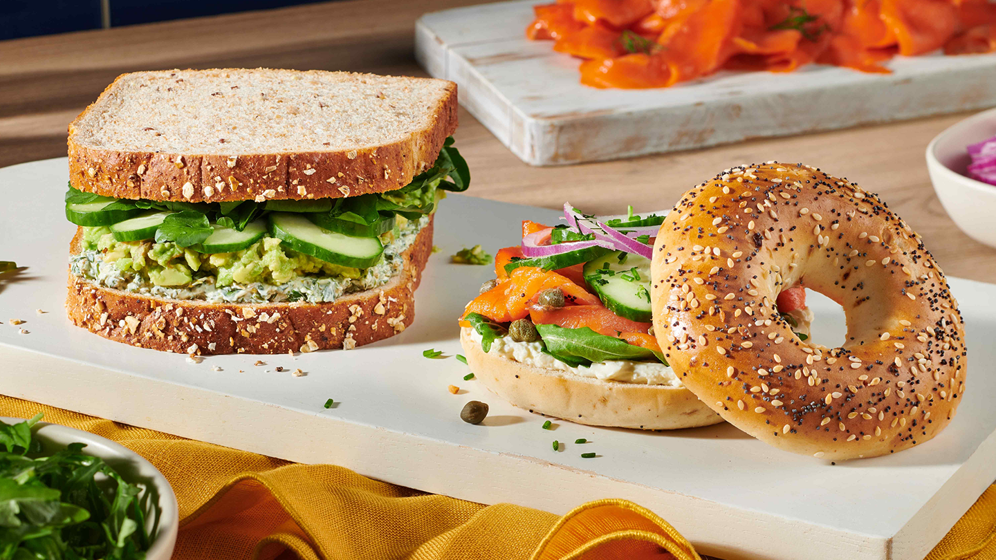 2 Bread sandwiches 