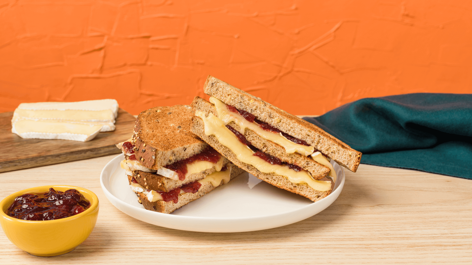 Cranberry Brie Grilled Cheese Sandwich
