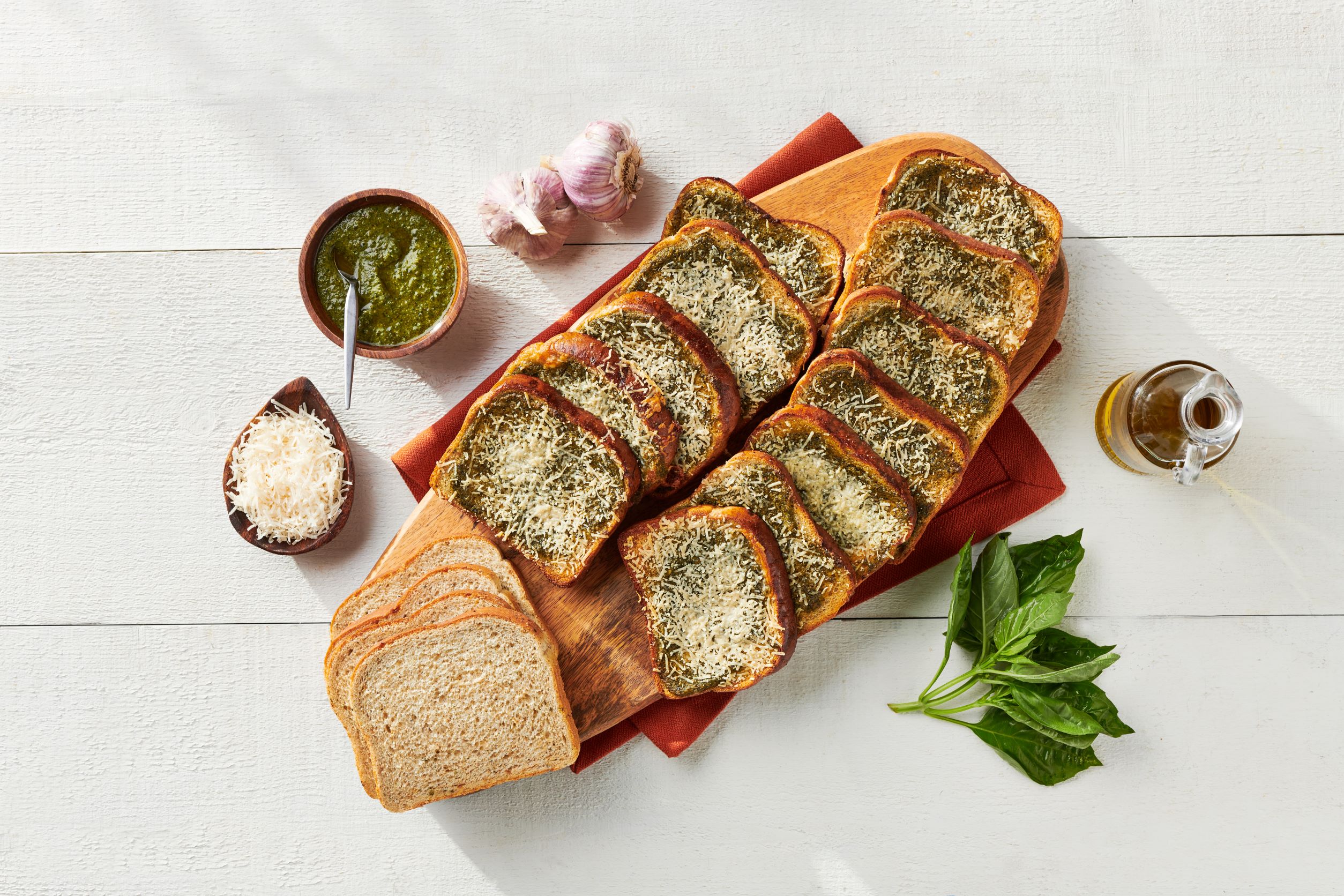 Pesto Garlic Bread